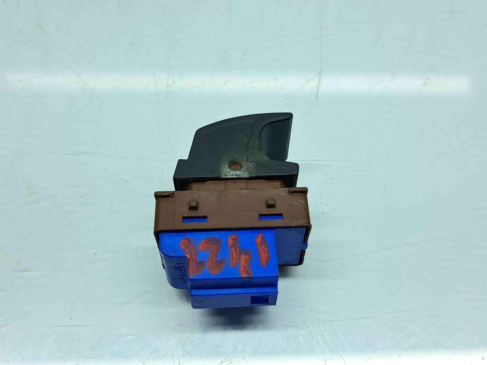 Buton deschidere portbagaj Volkswagen Passat B7 (365) Variant [Fabr 2010-2014] 3AA959831 - imagine 3