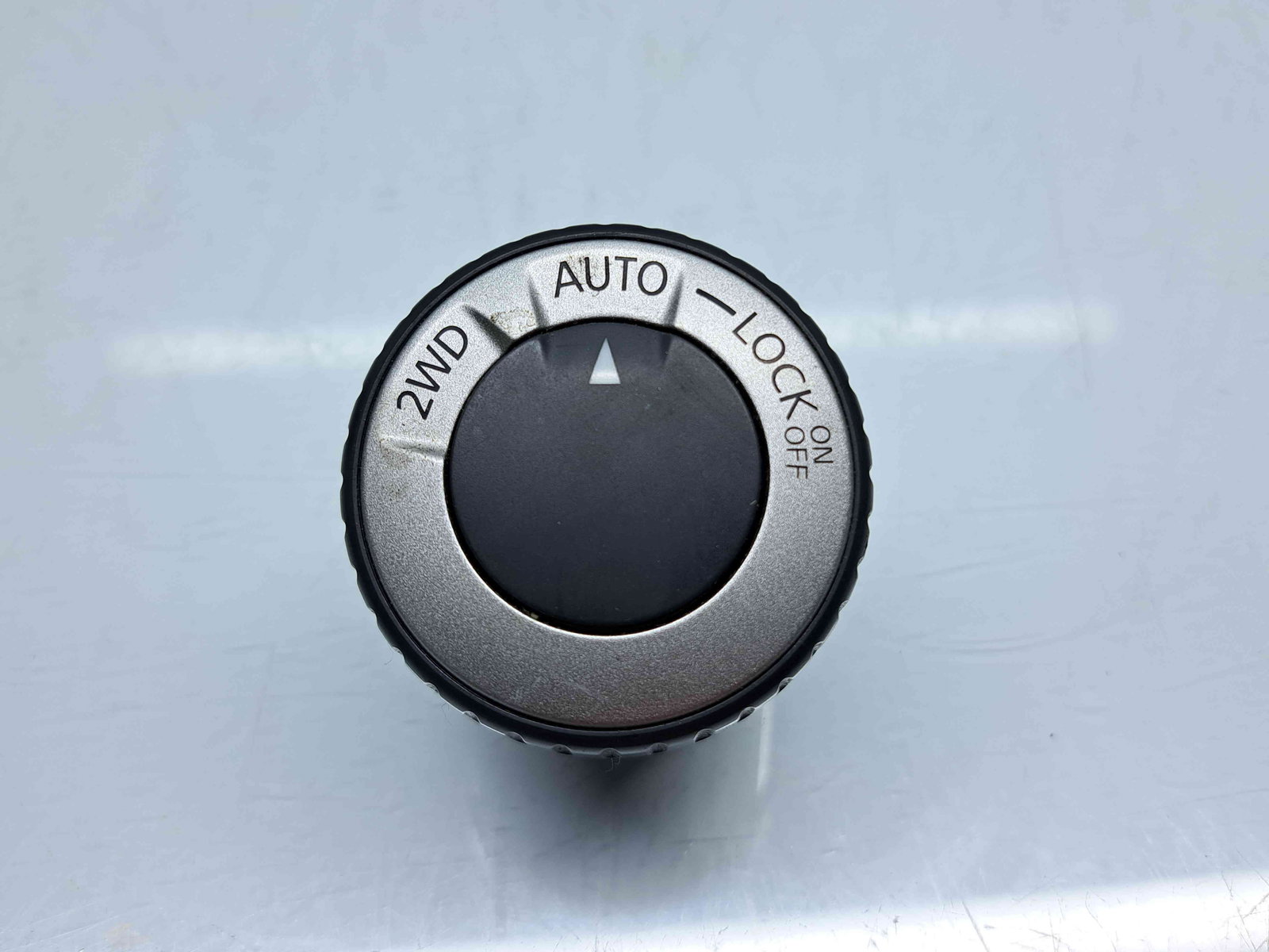 Buton diferential Dacia Duster (PH2, H79) [Fabr 2013-2017] 8200796642-A - imagine 2