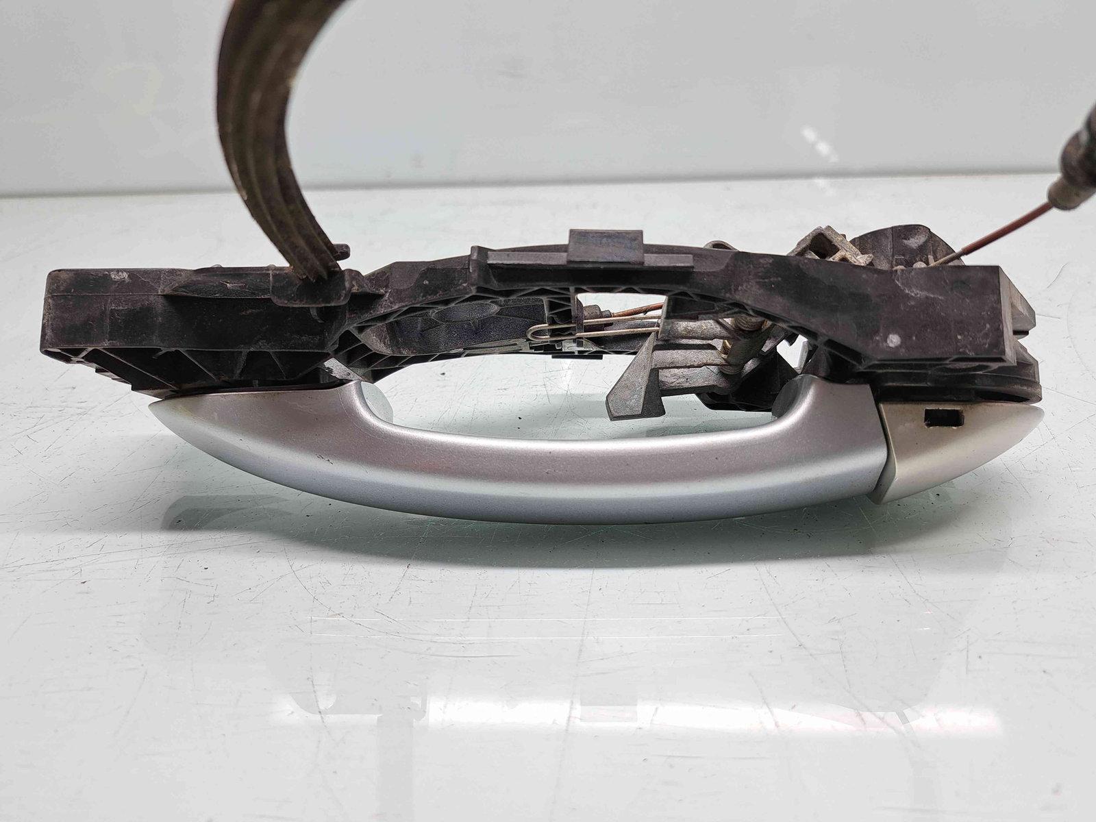 Maner usa dreapta fata Volkswagen Passat B7 (365) Variant [Fabr 2010-2014] LA7W - imagine 4