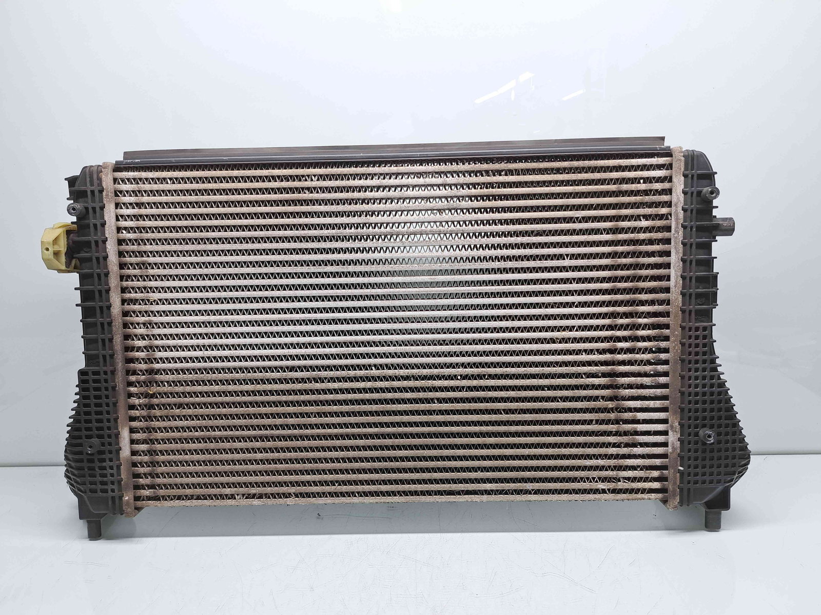 Radiator intercooler Volkswagen Golf 6 (5K1) [Fabr 2009-2013] 1K0145803AF 1.6 TDI CAYC 77KW / 105CP