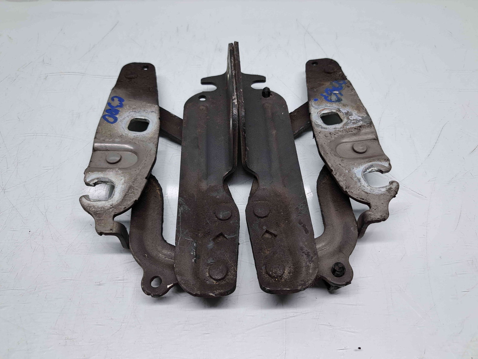 Set balamale capota Ford Fiesta 6 [Fabr 2008-2019] OEM - imagine 1