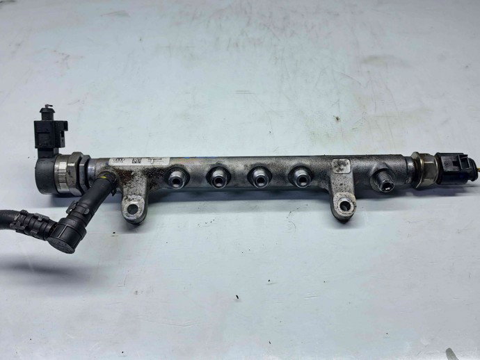 Rampa injectoare Audi Q5 (8RB) [Fabr 2008-2016] 03L130089A 2.0 TDI CAHA  