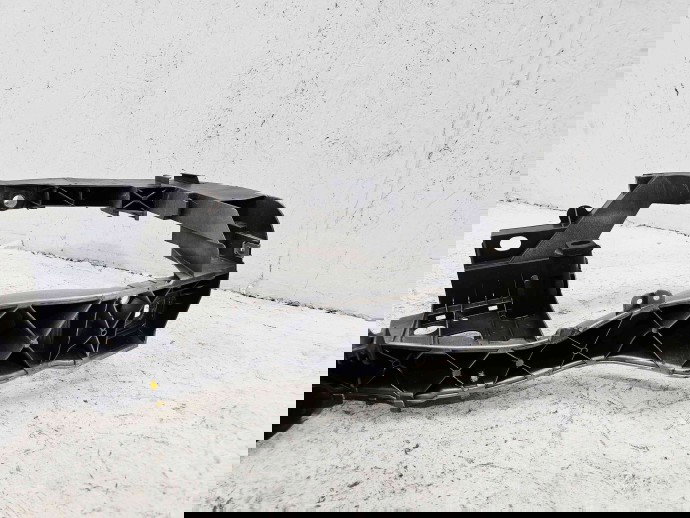 Trager Ford Focus 3 (CB8) [Fabr 2011-2015] BM518B041B