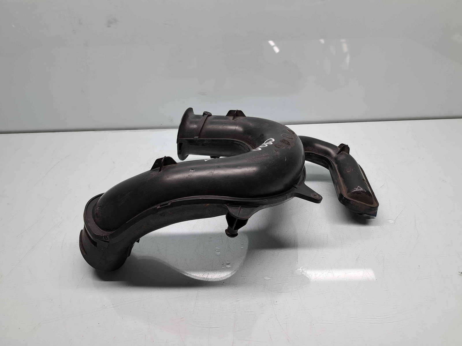 Tub admisie aer Renault Megane 3 (B95) [Fabr 2008-2016] 82500923128 1.9 DCI F9Q-870 96KW / 130CP - imagine 2