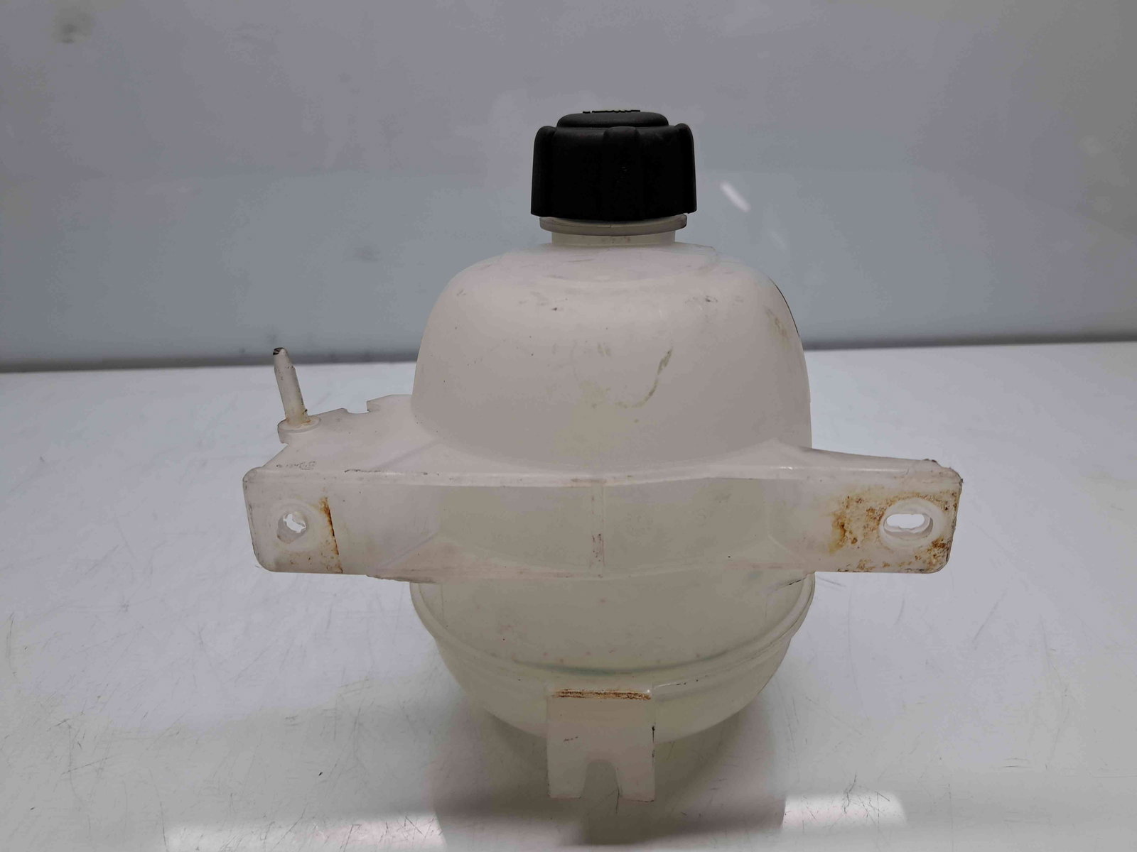 Vas expansiune Dacia Duster (PH2, H79) [Fabr 2013-2017] 8200766826 - imagine 4