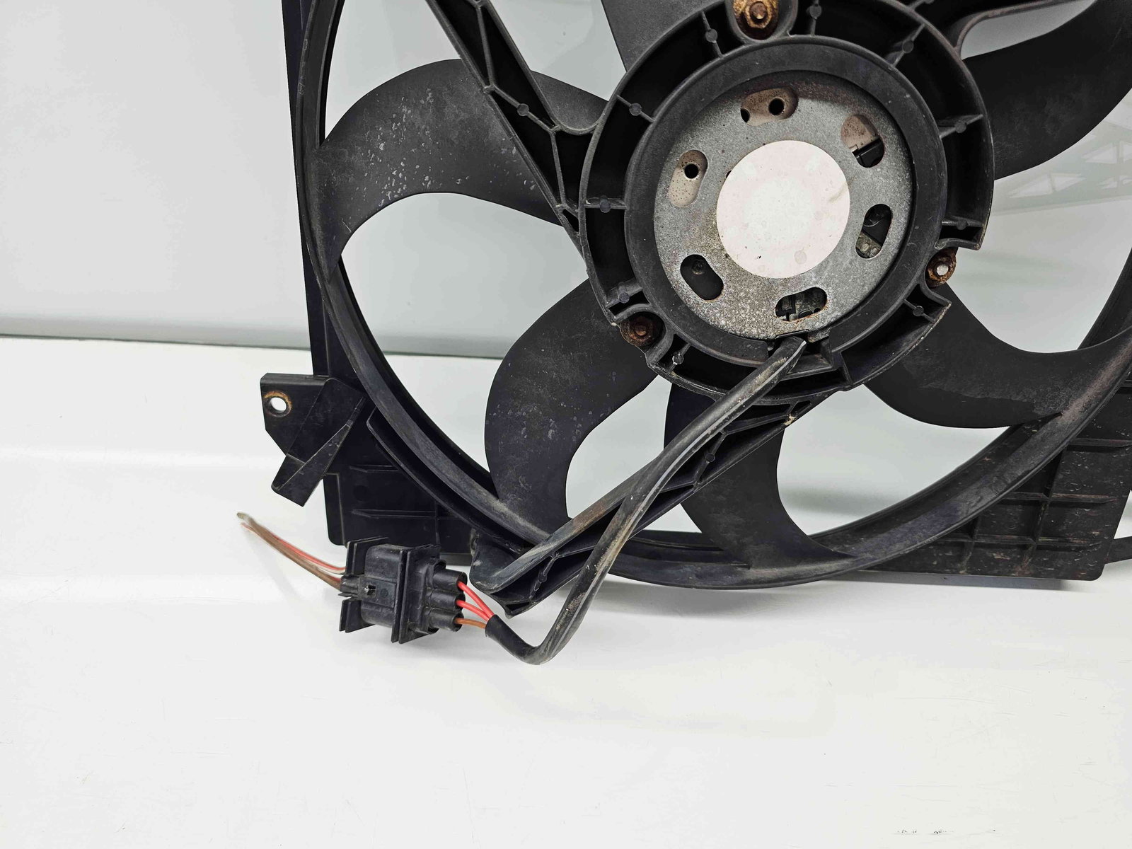 Electroventilator Volkswagen Polo (9N) [Fabr 2001-2008] 6QO121207L 1.2 Benz BME 47KW / 64CP - imagine 3