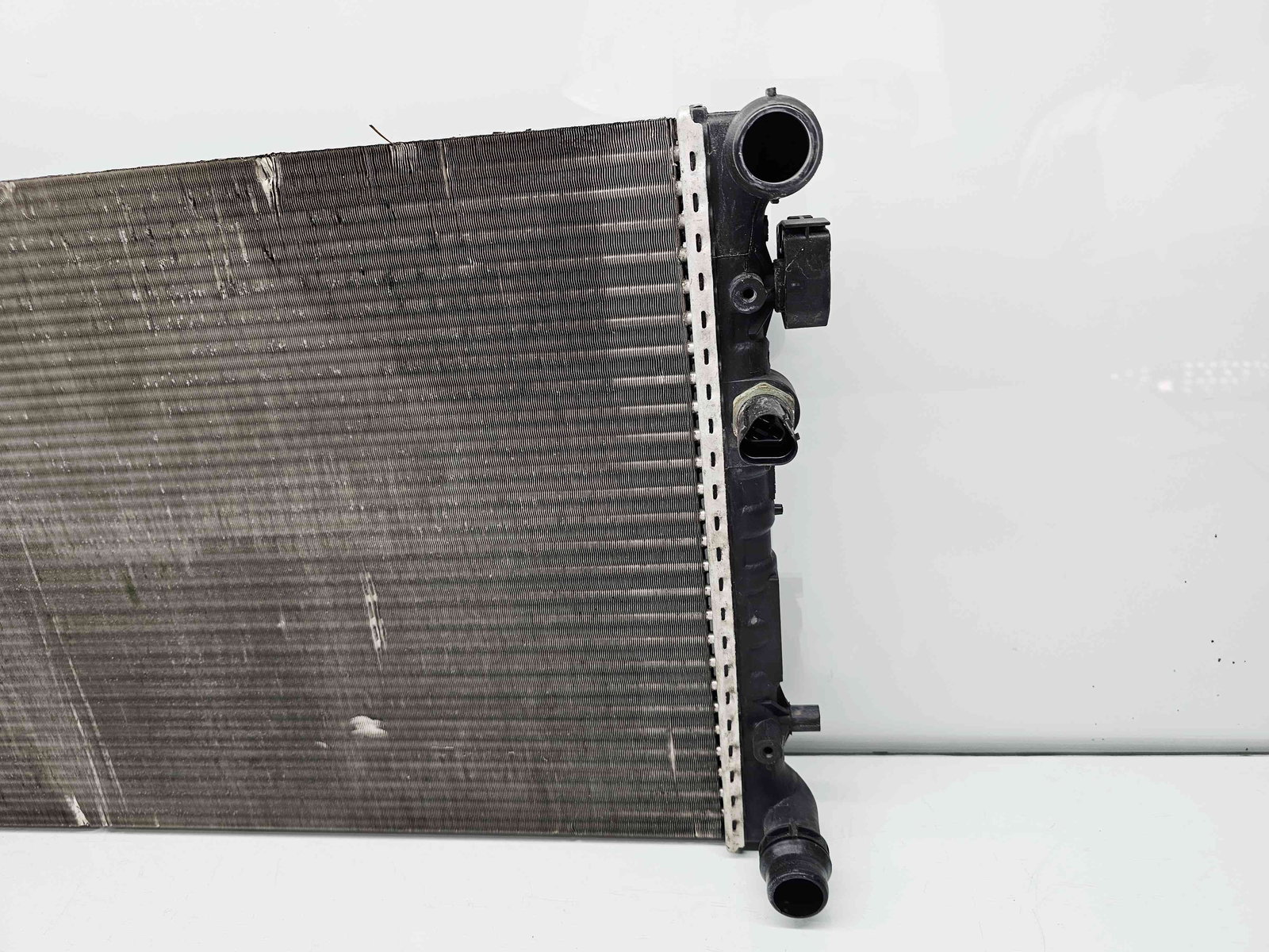 Radiator apa Volkswagen Polo (9N) [Fabr 2001-2008] 6Q0121253Q 1.2 Benz BME 47KW / 64CP - imagine 2