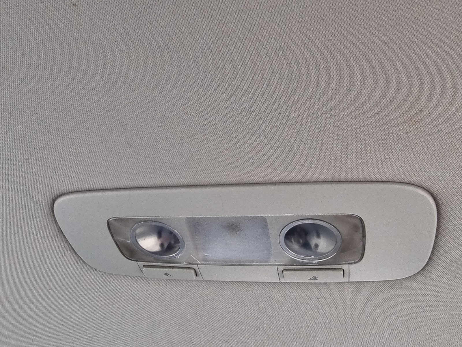 Plafoniera spate Volkswagen Passat B7 (365) Variant [Fabr 2010-2014] 2.0 TDI CFFB 103 KW / 140CP
