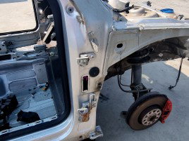 Set balamale usa dreapta fata Volkswagen Passat B7 (365) Variant [Fabr 2010-2014] 2.0 TDI CFFB 103 KW / 140CP