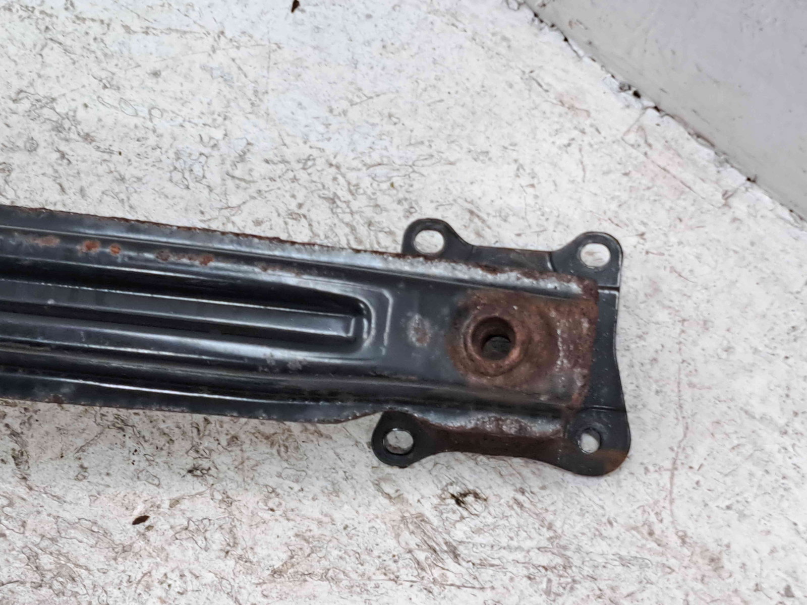 Armatura bara spate Seat Leon (1P1) [Fabr 2005-2011] Facelift 5P0907305 - imagine 2