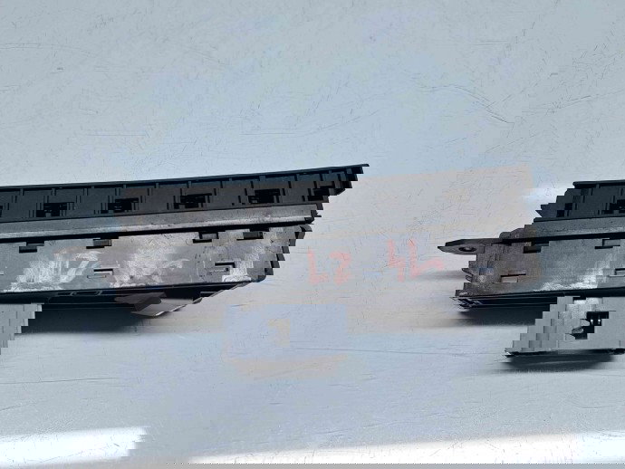  Butoane comenzi consola centrala Volkswagen Passat B7 (365) Variant [Fabr 2010-2014] 3AB927238K