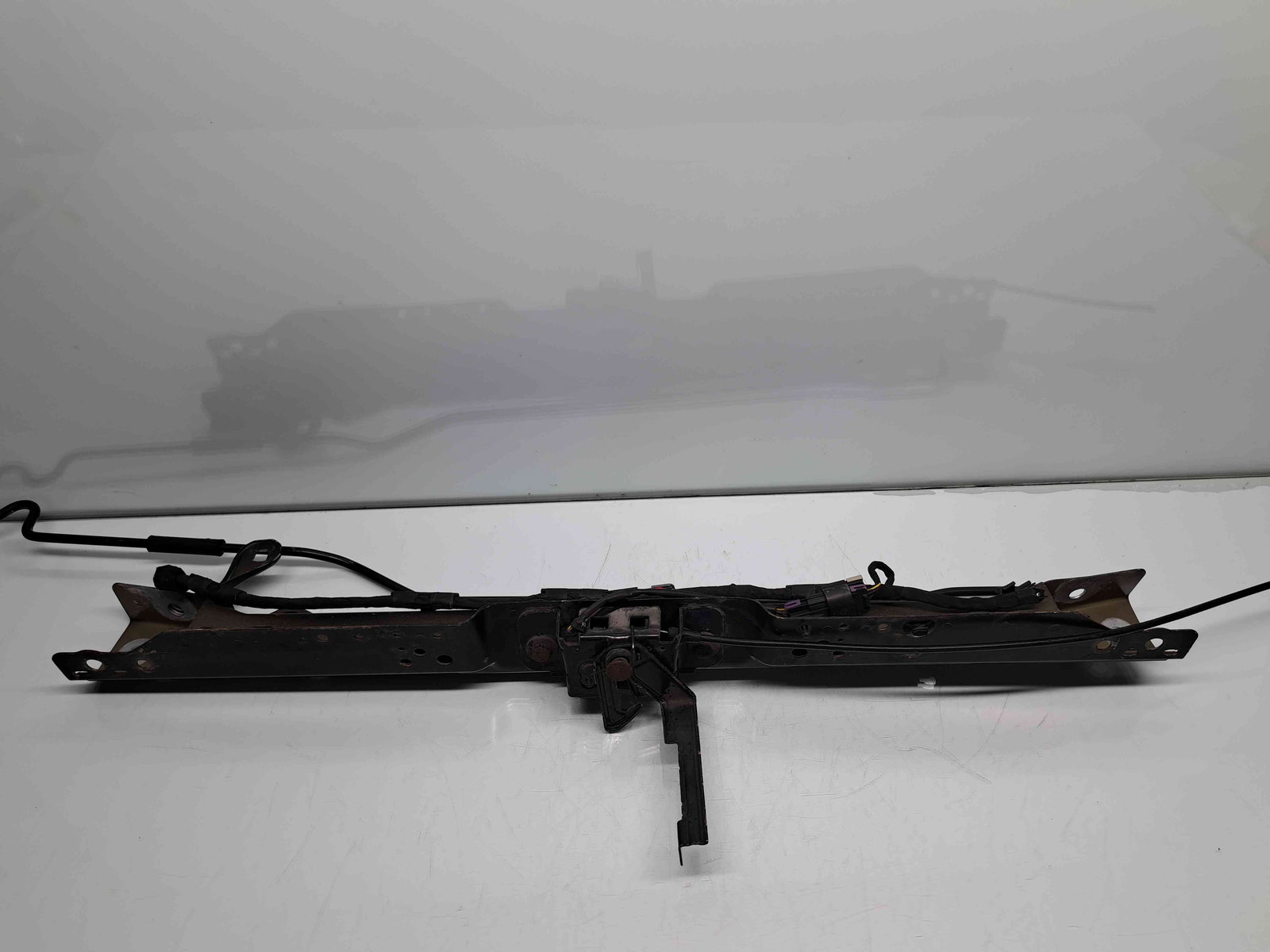 Capac trager Chevrolet Cruze (J300) [Fabr 2010-2016] OEM - imagine 2