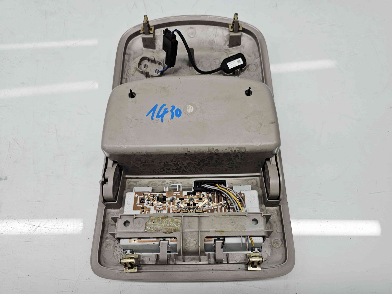 Plafoniera fata Opel Zafira C (E75) Combi [Fabr 2011-2017] OEM - imagine 3