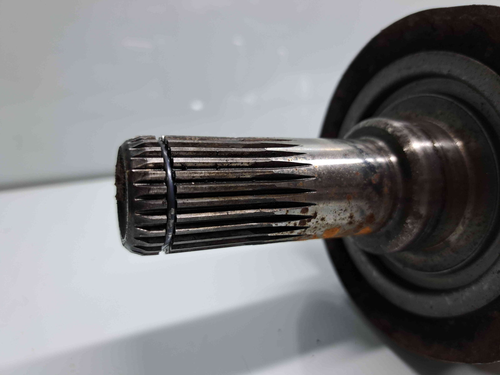 Planetara stanga spate Bmw 1 (E81, E87) [Fabr 2004-2010] OEM 2.0 N47D 105KW / 143CP - imagine 2