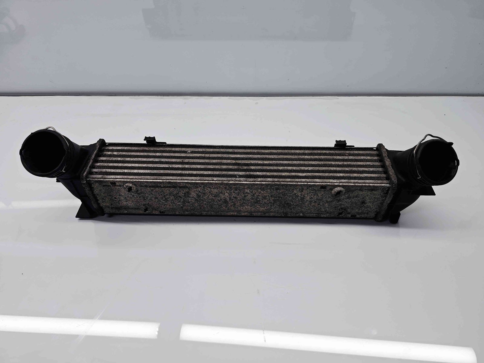 Radiator intercooler Bmw 3 (E90) [Fabr 2005-2011] 3093796 2.0 N47D 105KW / 143CP - imagine 3