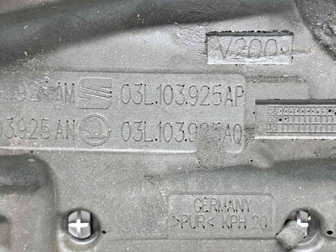 Capac motor  Volkswagen Passat CC (357) [Fabr 2008-2012] 03L103925AP 2.0 TDI CBAB 103KW / 140CP