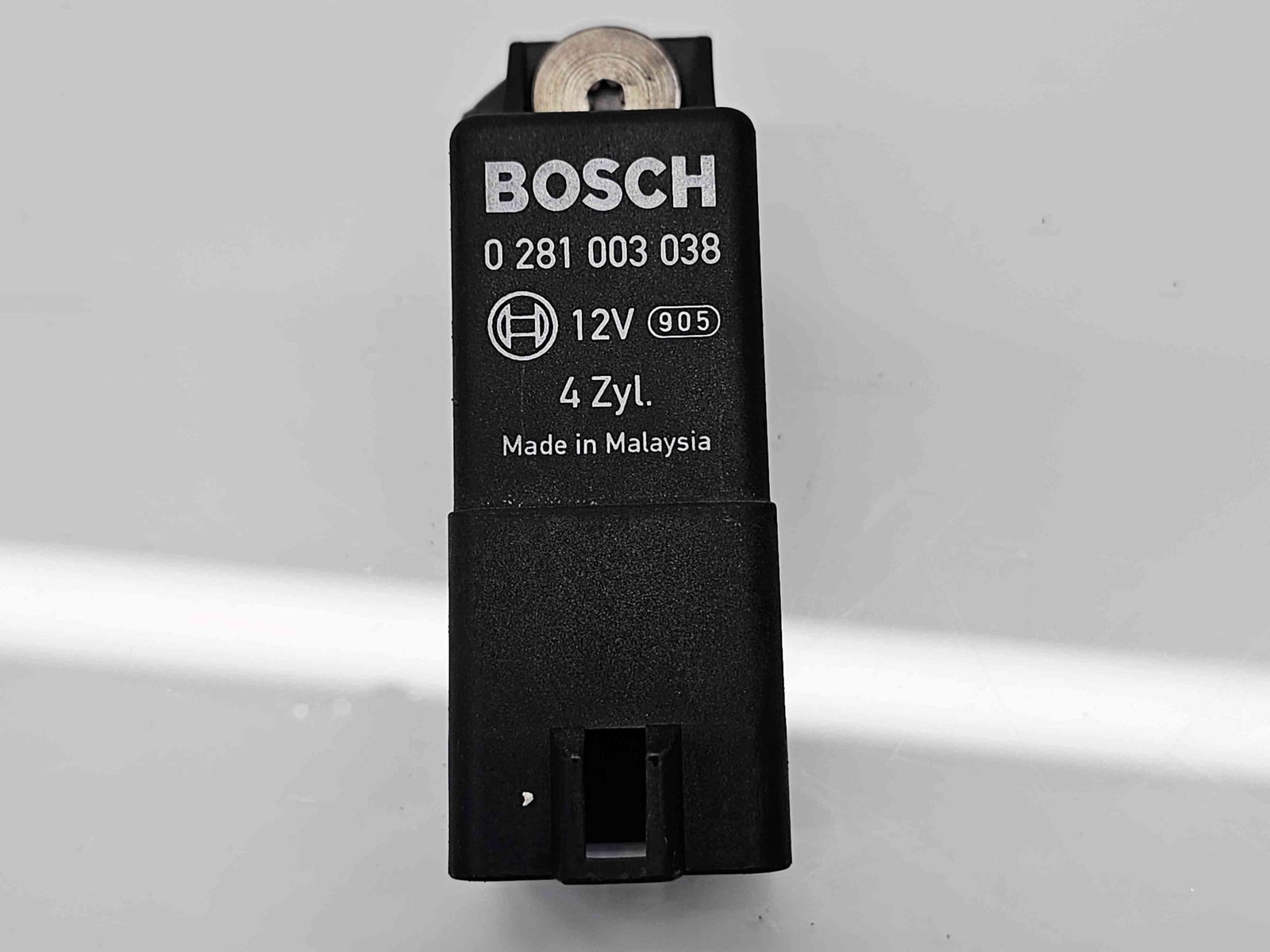 Releu Volkswagen Jetta 3 (1K2) [Fabr 2005-2010] 0281003038