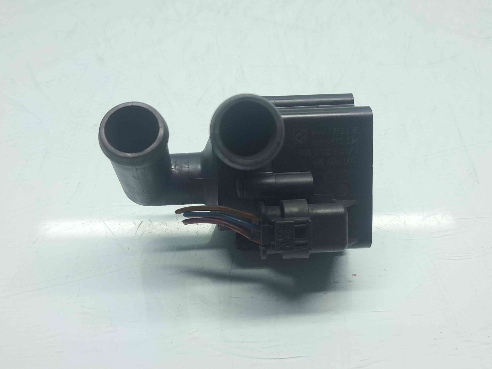 Pompa recirculare apa Seat Altea (5P1) [Fabr 2004-2010] 5N0965561 2.0 TDI CBAB 103KW / 140CP - imagine 1