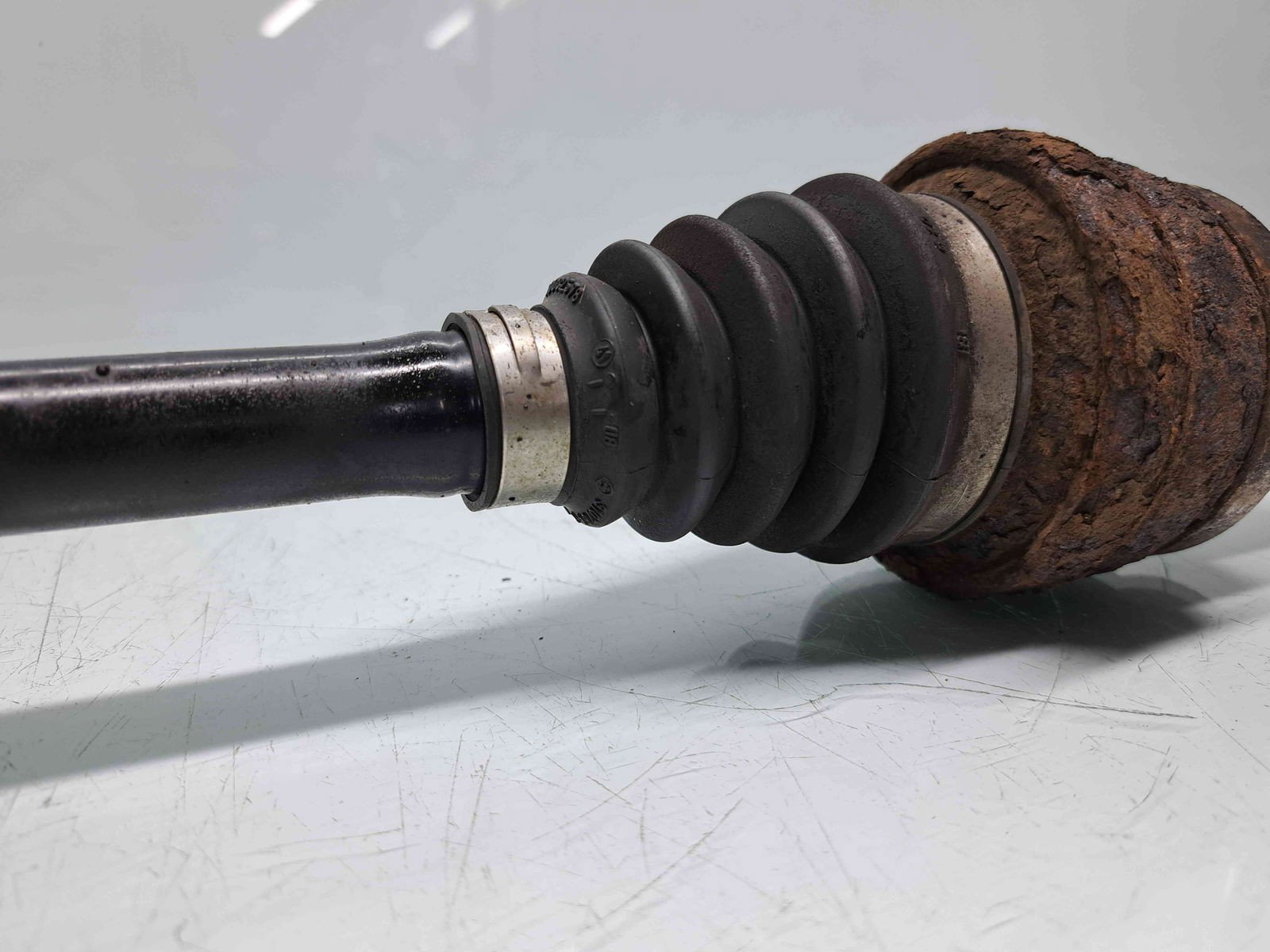 Planetara dreapta spate Ford Kuga I [Fabr 2008-2012] 6G9N-4B402-BA 2.4 D5244T4 136KW / 185CP - imagine 2