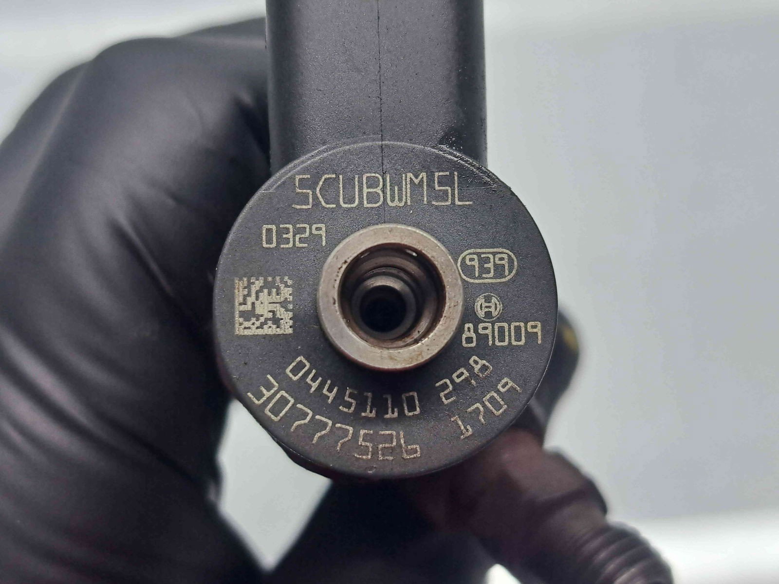 Injector Volvo S80 II [Fabr 2006-2016] 30777526 2.4 D5244T4 136KW / 185CP - imagine 2