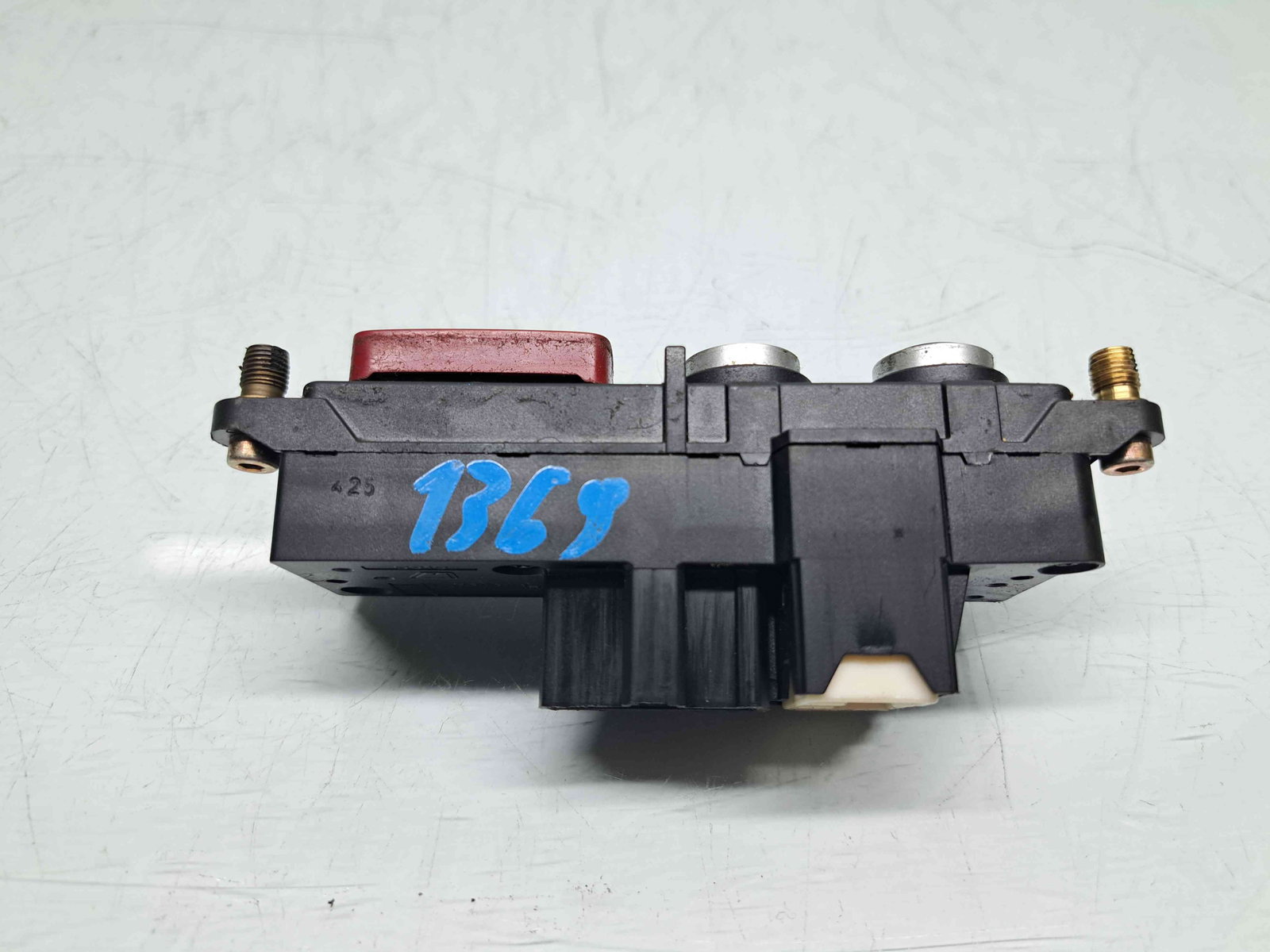 Buton avarii Alfa Romeo 159 (939) [Fabr 2006-2011] 156067821 - imagine 2