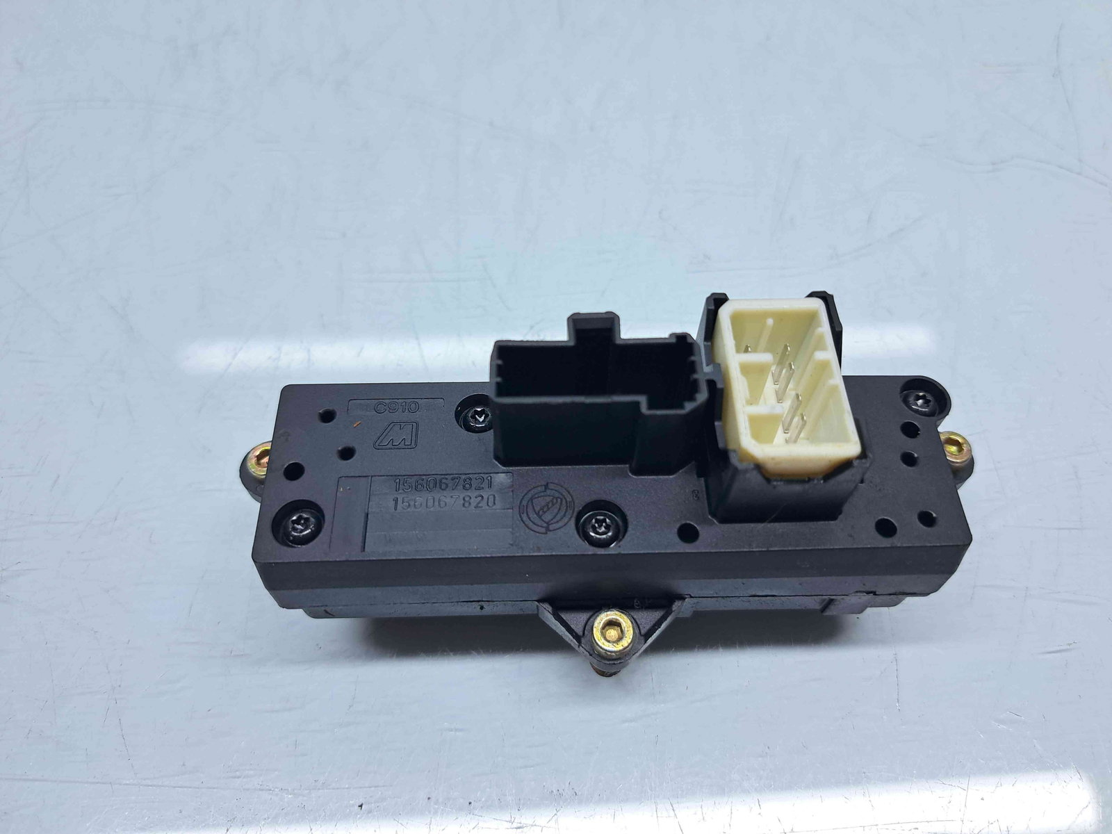 Buton avarii Alfa Romeo 159 (939) [Fabr 2006-2011] 156067821 - imagine 3