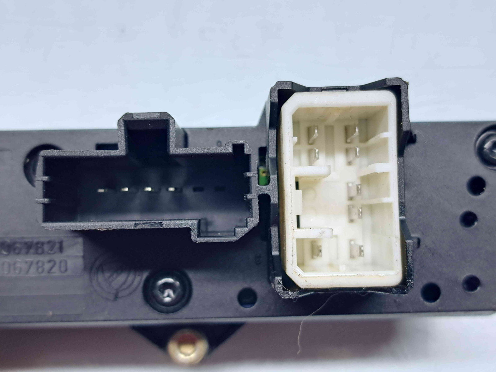 Buton avarii Alfa Romeo 159 (939) [Fabr 2006-2011] 156067821 - imagine 4