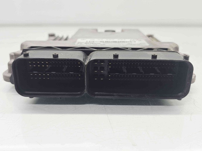 Calculator motor ECU Opel Zafira C (E75) Combi [Fabr 2011-2017] 55585024 2.0 CDTI LBS 121KW / 165CP