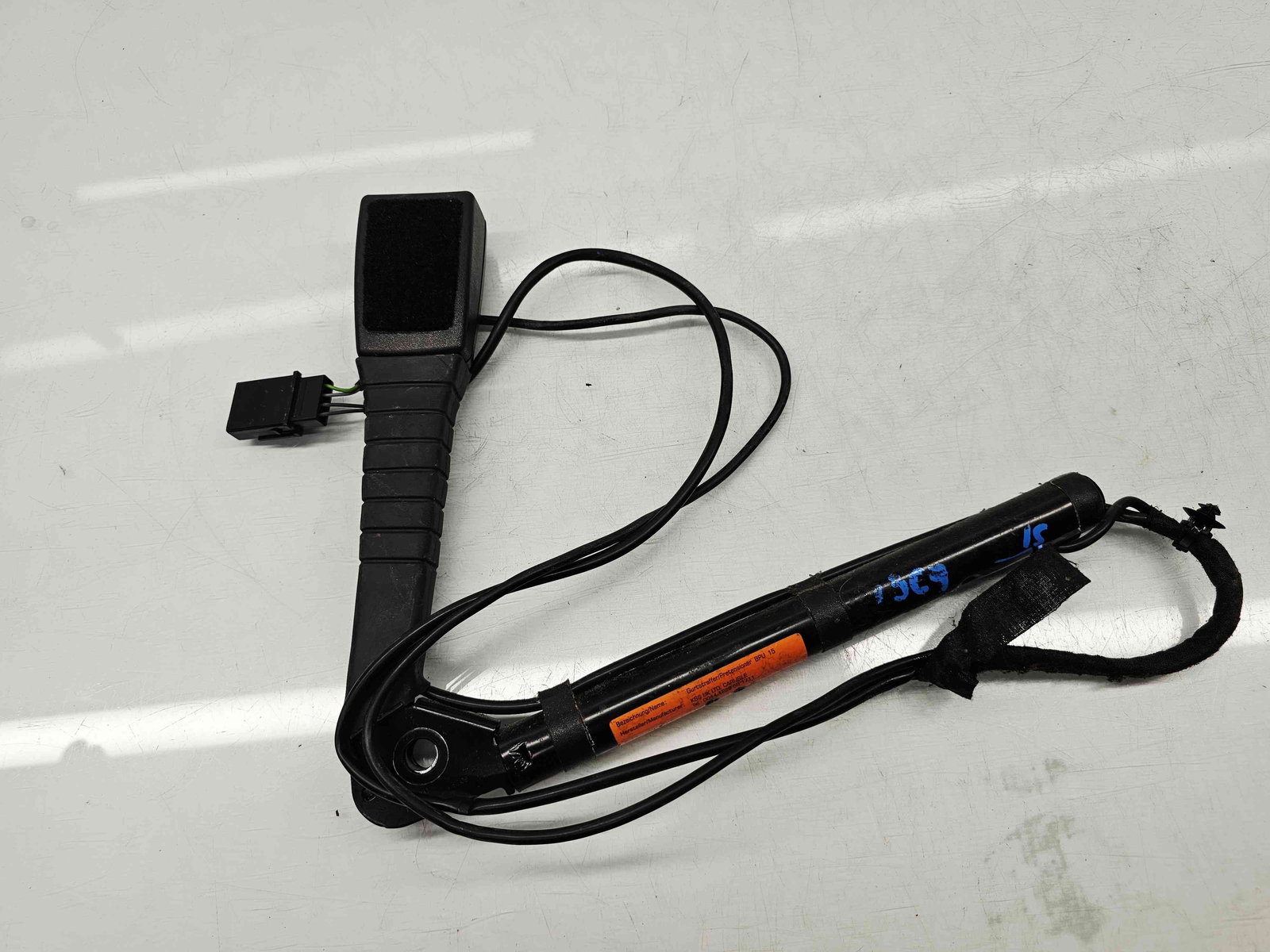 Capsa centura stanga fata Alfa Romeo 159 (939) [Fabr 2006-2011] 052743235 - imagine 2