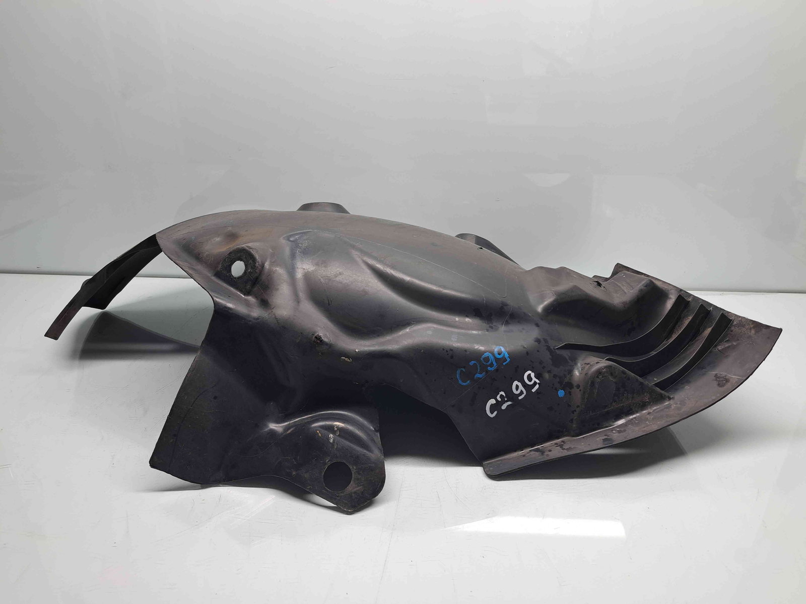 Carenaj roata dreapta fata Renault Megane 3 (B95) [Fabr 2008-2016] 638452868R - imagine 1