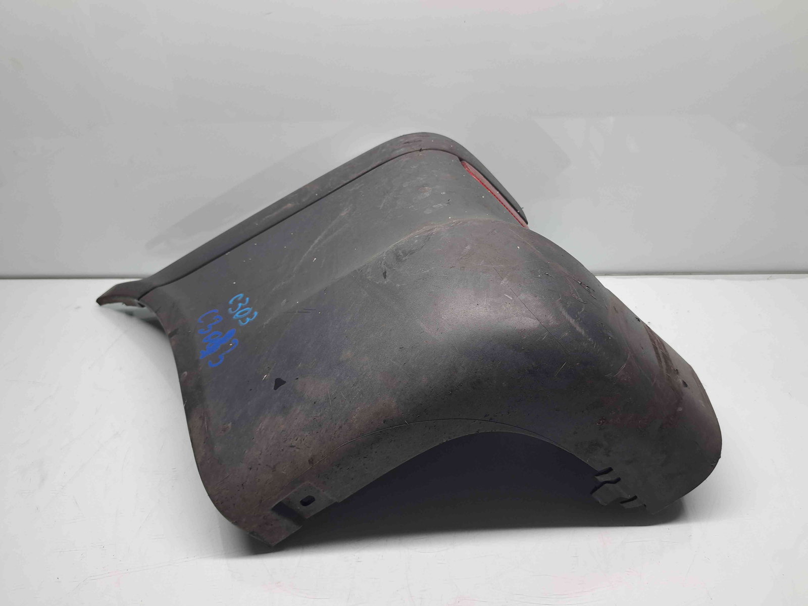 Ornament aripa stanga spate Mercedes Vito Autobus (W639) [Fabr 2003-2014] A6398801271 - imagine 1