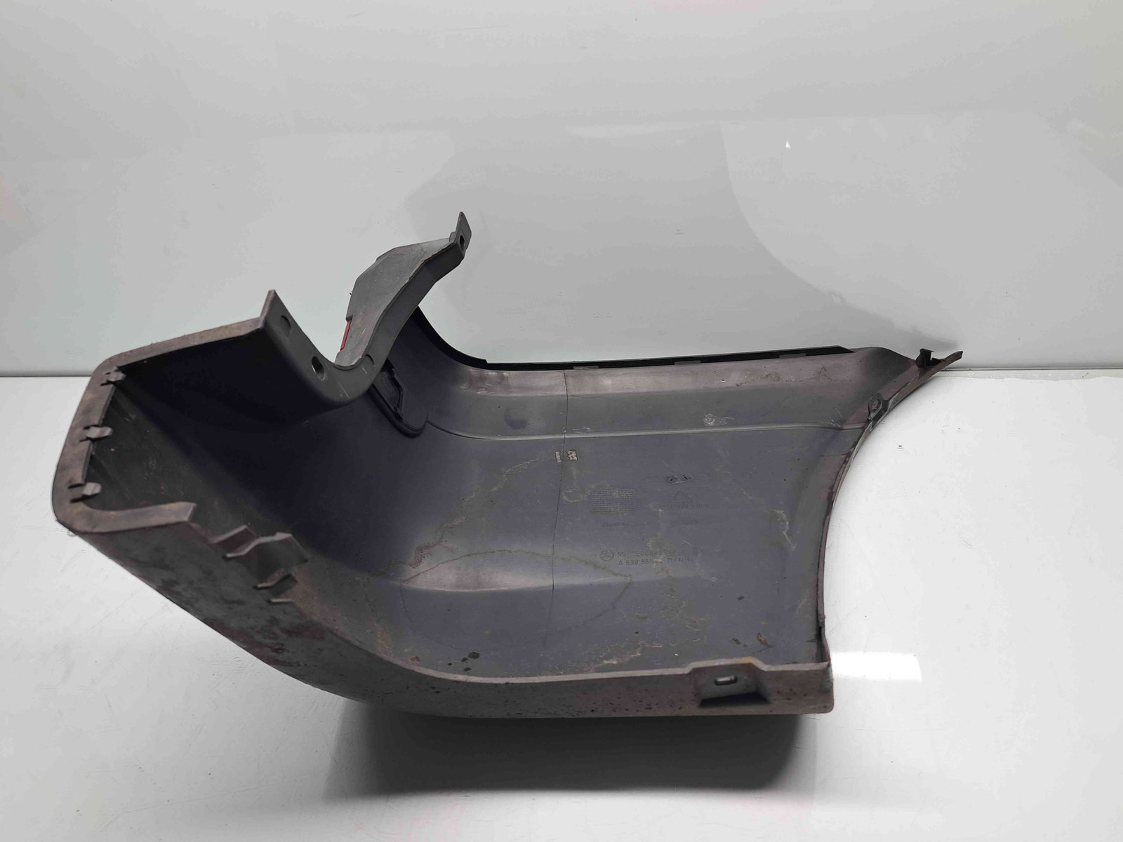 Ornament aripa stanga spate Mercedes Vito Autobus (W639) [Fabr 2003-2014] A6398801271 - imagine 3