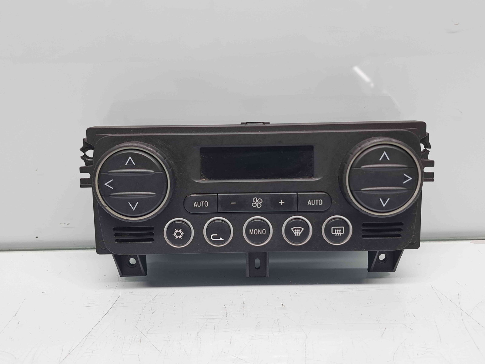 Panou comanda clima Alfa Romeo 159 (939) [Fabr 2006-2011] 1560547840 - imagine 1