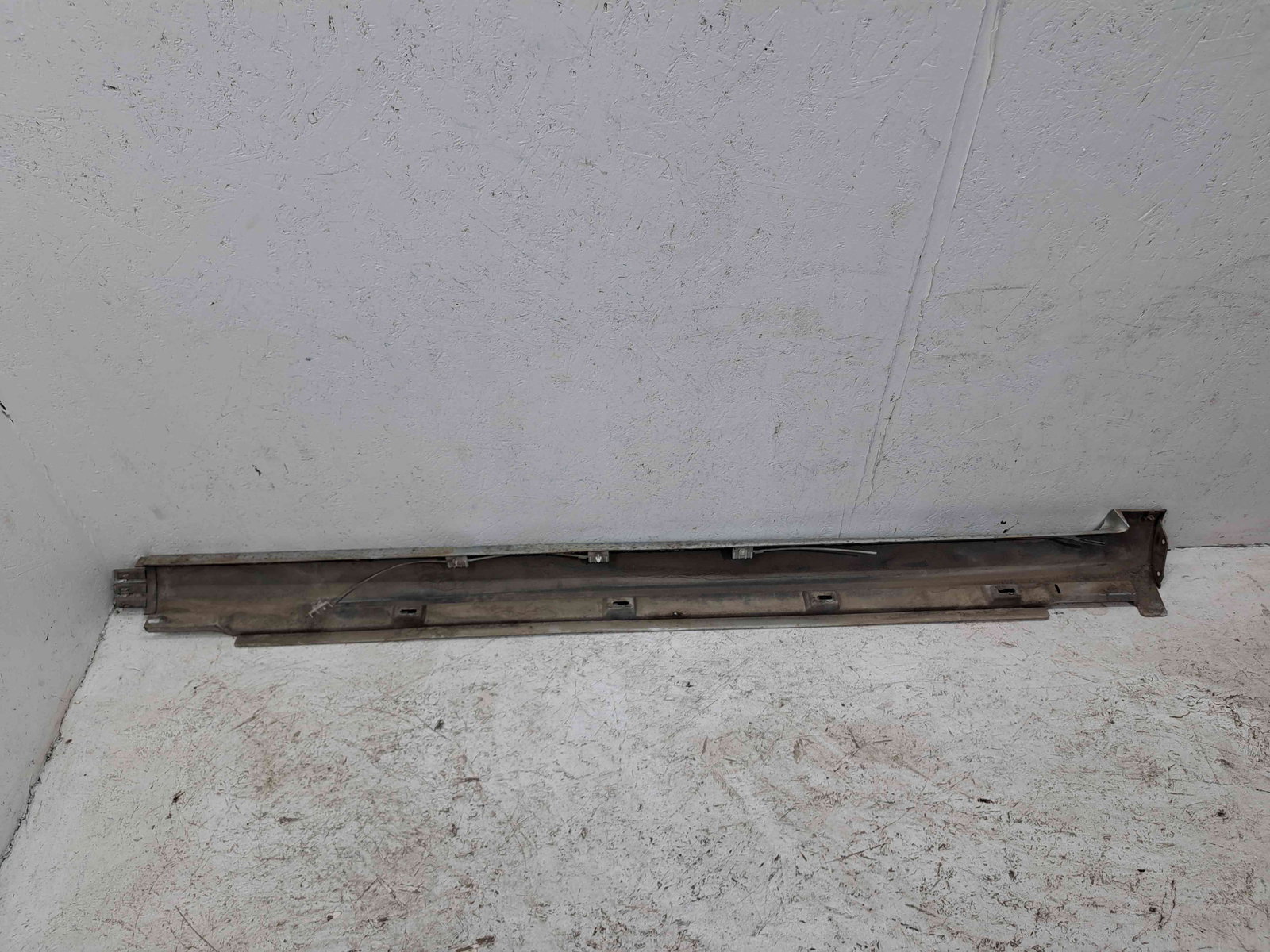 Prag lateral stanga Volkswagen Passat B7 (365) Variant [Fabr 2010-2014] LA7W - imagine 5