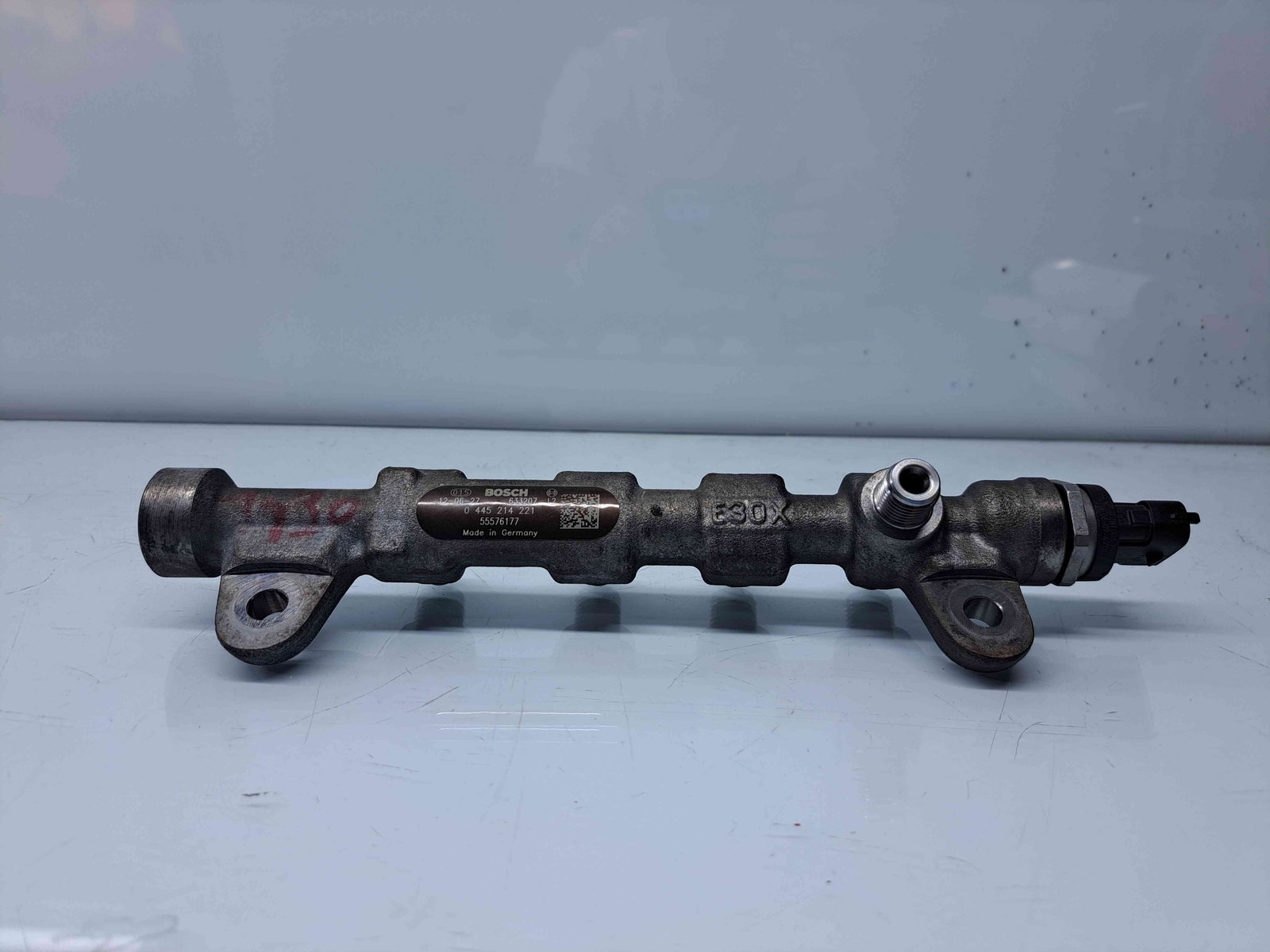 Rampa injectoare Opel Zafira C (E75) Combi [Fabr 2011-2017] 55576177 2.0 CDTI LBS 121KW / 165CP - imagine 1