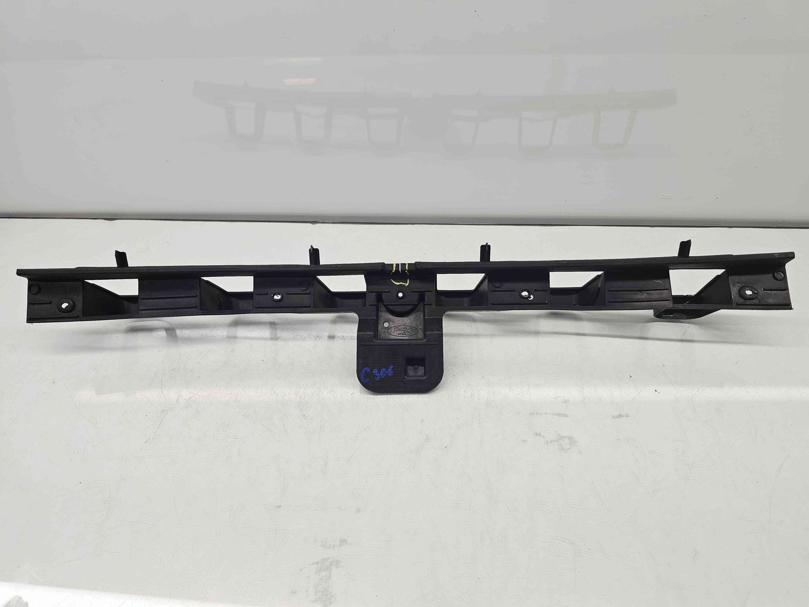 Suport central bara spate Ford Focus 3 (CB8) [Fabr 2011-2015] BM51A17B861A - imagine 1