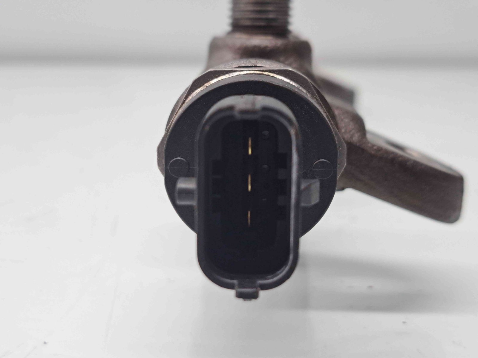 Rampa injectoare Opel Astra J [Fabr 2009-2015] 55576177 2.0 CDTI LBS 121KW / 165CP - imagine 3