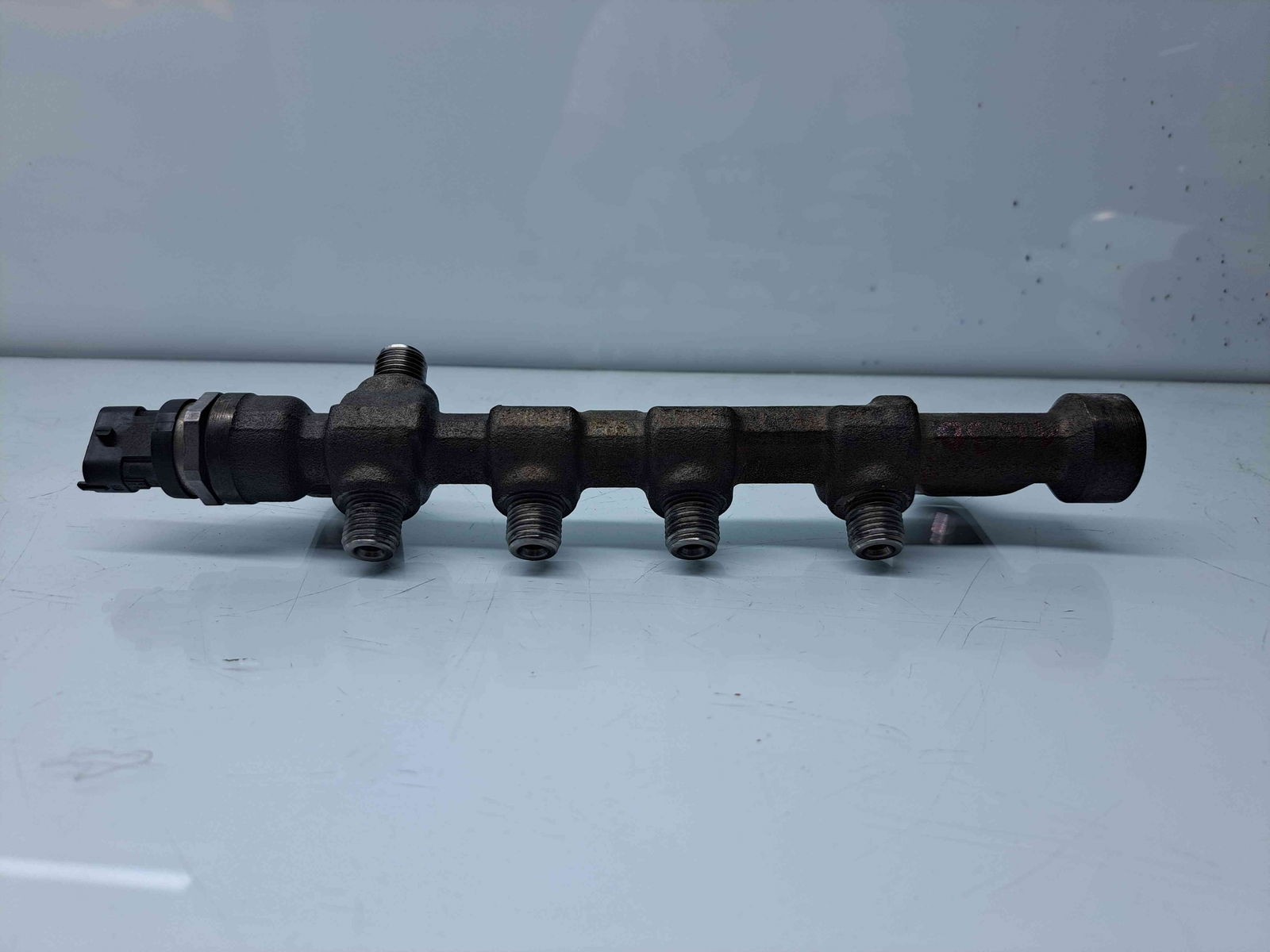 Rampa injectoare Opel Astra J [Fabr 2009-2015] 55576177 2.0 CDTI LBS 121KW / 165CP - imagine 5