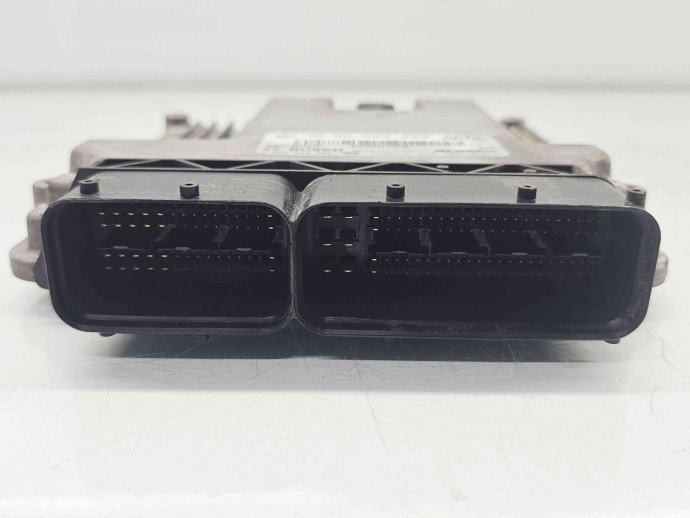 Calculator motor ECU  Opel Insignia A [Fabr 2008-2016] 55585024 2.0 CDTI LBS 121KW / 165CP