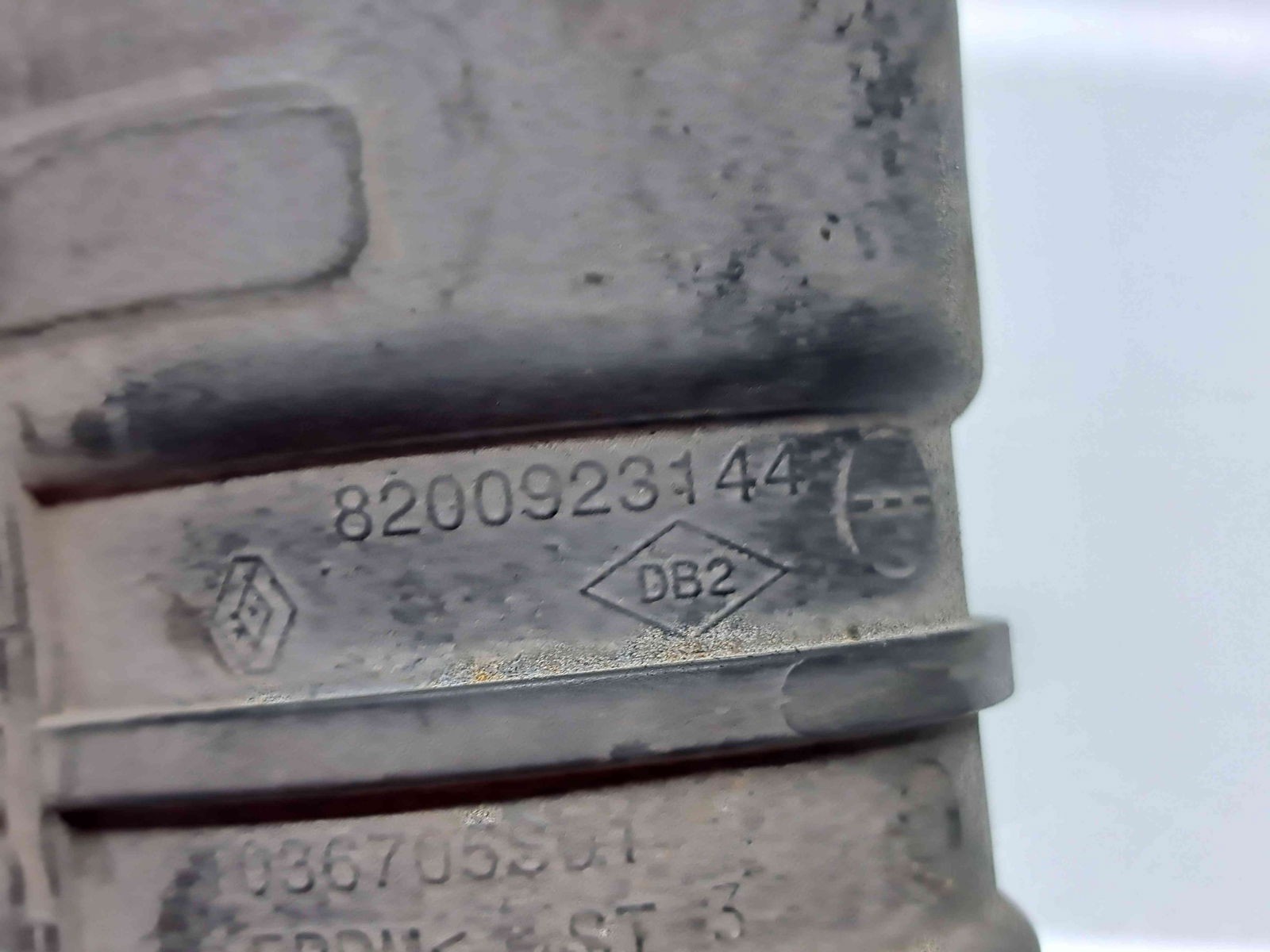 Tub admisie aer Renault Scenic 3 [Fabr 2009-2015] 8200923144 1.9 DCI F9Q-870 96KW / 130CP - imagine 2