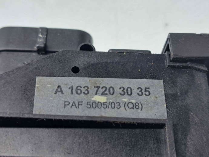 Broasca usa dreapta fata Mercedes Clasa ML (W163) [Fabr 1998-2005] A1637203035