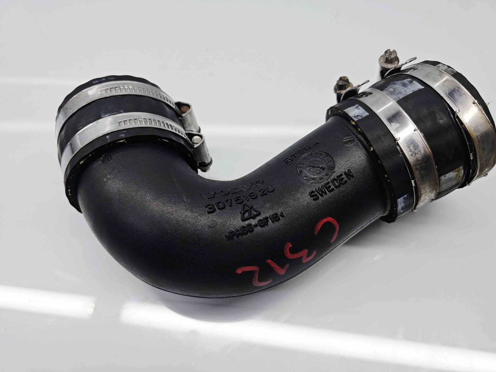 Tub intercooler Volvo XC60 [Fabr 2008-2017] 30751920 2.4 D5244T4 136KW / 185CP - imagine 1