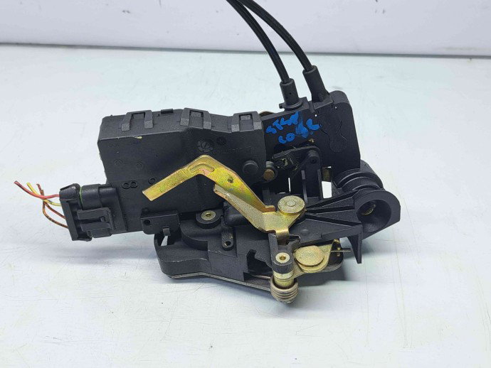 Broasca usa stanga spate Mercedes Clasa ML (W163) [Fabr 1998-2005] A1637302535
