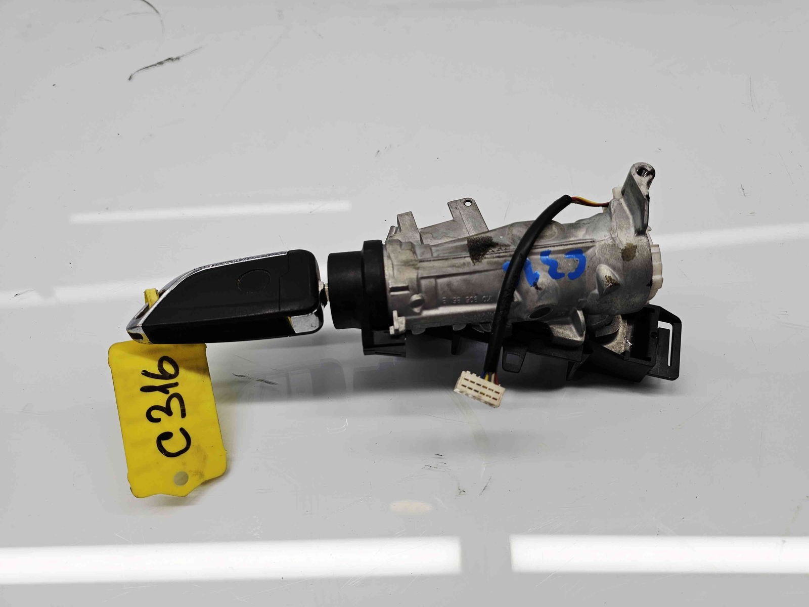 Contact cu cheie Volkswagen Golf 5 (1K1) [Fabr 2004-2008] 1K0905851B 2.0 TDI BKD103KW / 140CP
