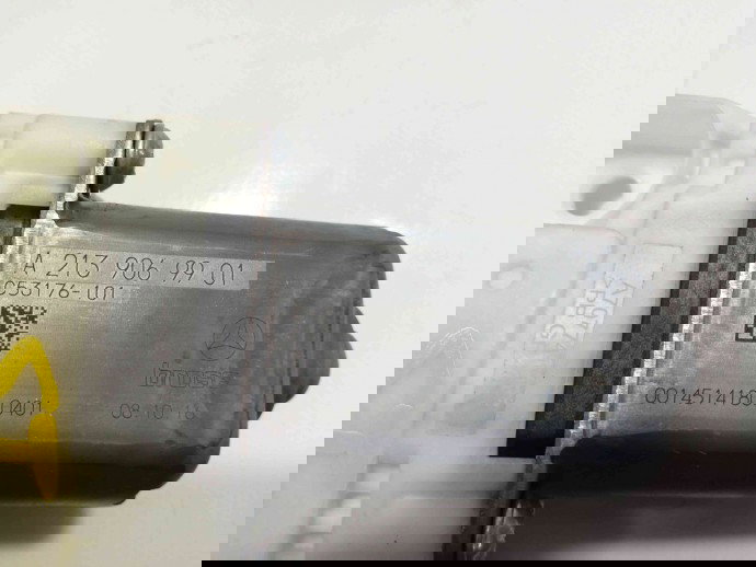 Motoras geam stanga fata A2139069901 Mercedes E220 W213 2.0 2016-2021