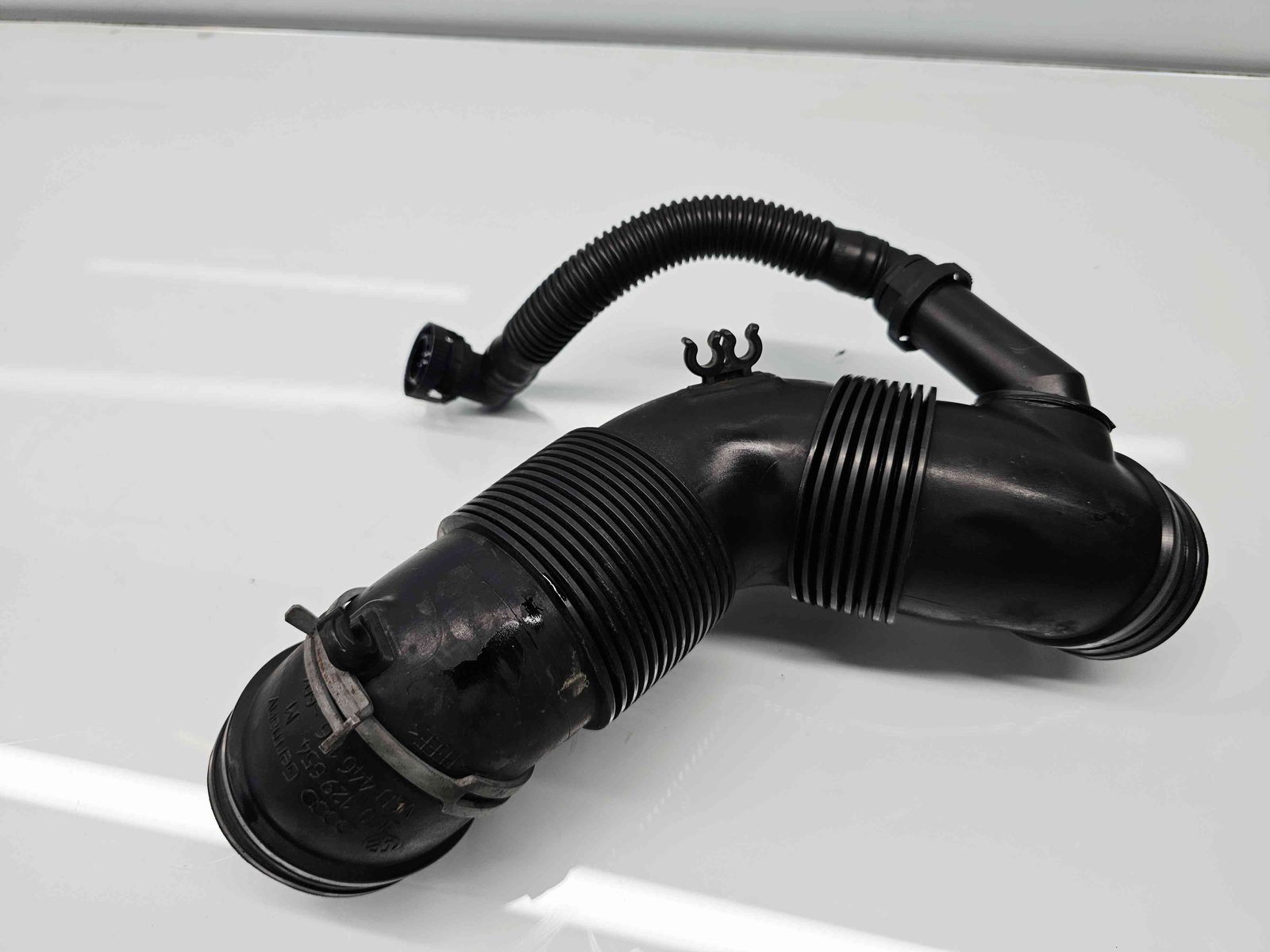 Tub admisie aer Seat Altea (5P1) [Fabr 2004-2010] 3C0129654M 1.6 TDI CAYC 77KW / 105CP - imagine 3