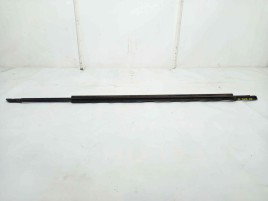 Ornament usa stanga fata A2137200124 Mercedes E220 W213 2.0 2016-2021