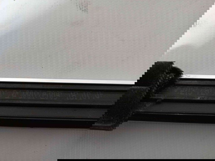 Ornament usa stanga fata A2137200124 Mercedes E220 W213 2.0 2016-2021