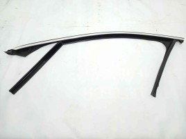 Ornament usa stanga fata A2137252700 Mercedes E220 W213 2.0 2016-2021