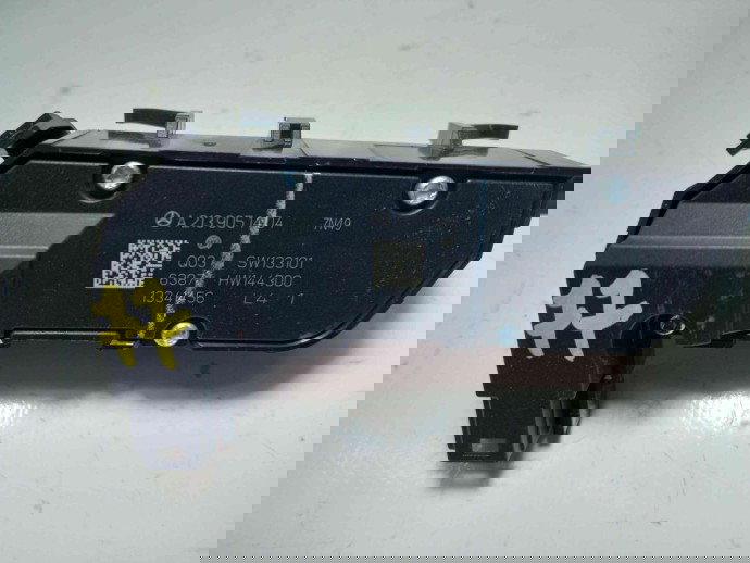 Buton incalzire scaune A2139051404 Mercedes E220 W213 2.0 2016-2021